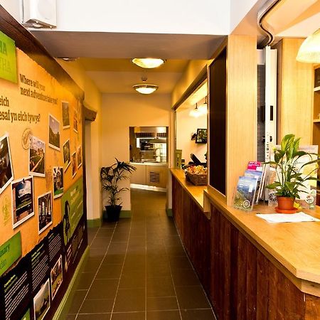 Yha Snowdon Pen-Y-Pass Hostel Llanberis Exterior photo