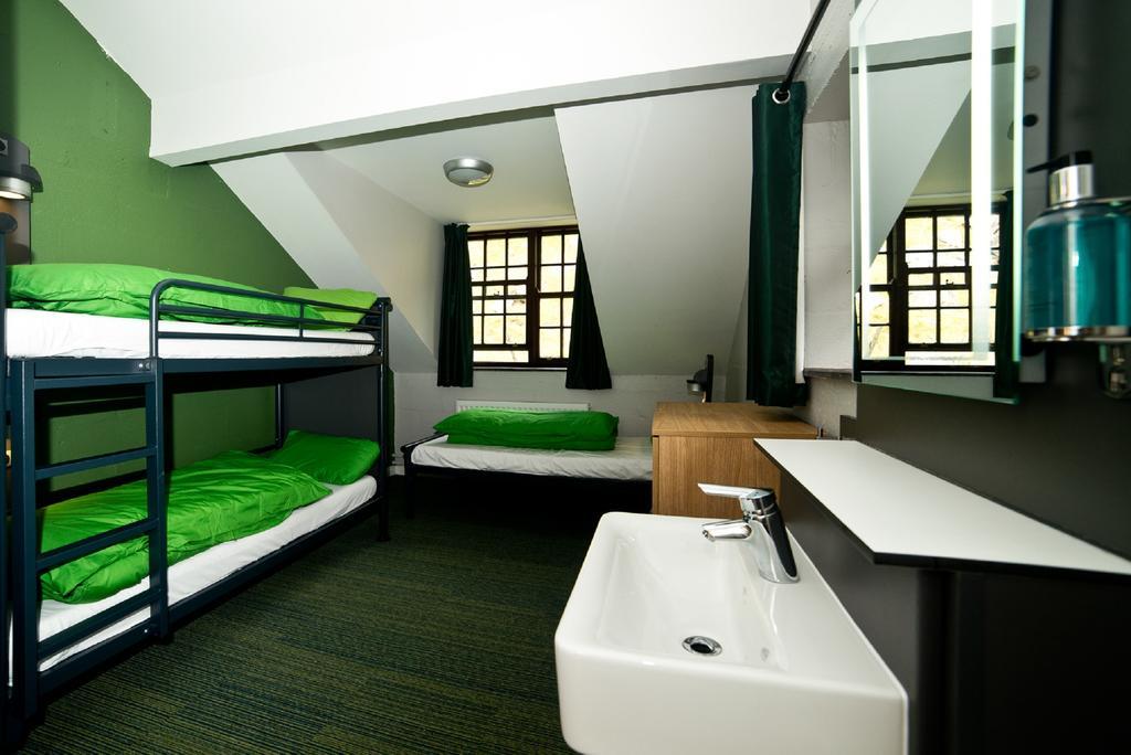 Yha Snowdon Pen-Y-Pass Hostel Llanberis Room photo
