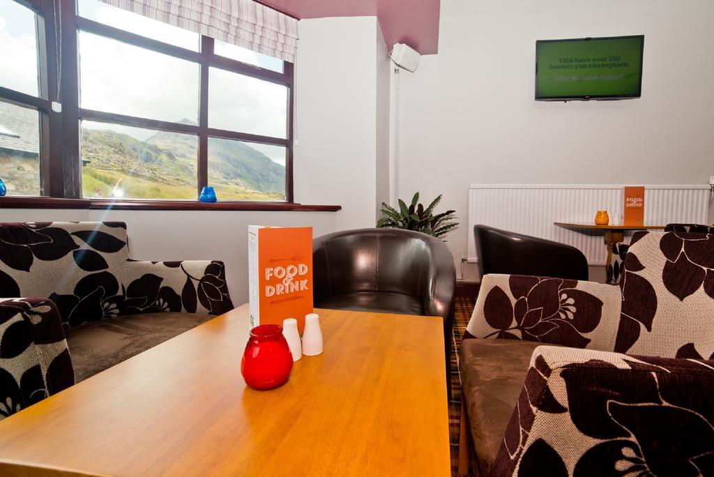 Yha Snowdon Pen-Y-Pass Hostel Llanberis Exterior photo